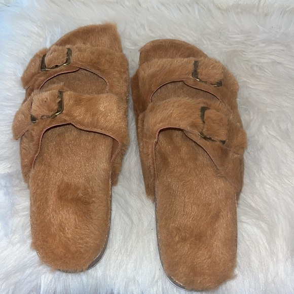 OLIVIA Miller Womens Stephy Furry Casual Slide Sandals teddy bear Tan size 9 - Picture 6 of 13